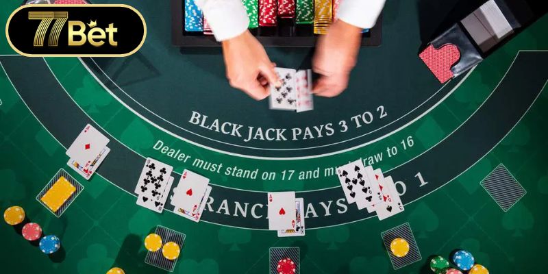 Thực hiện các bước chơi bài theo quy chuẩn chung